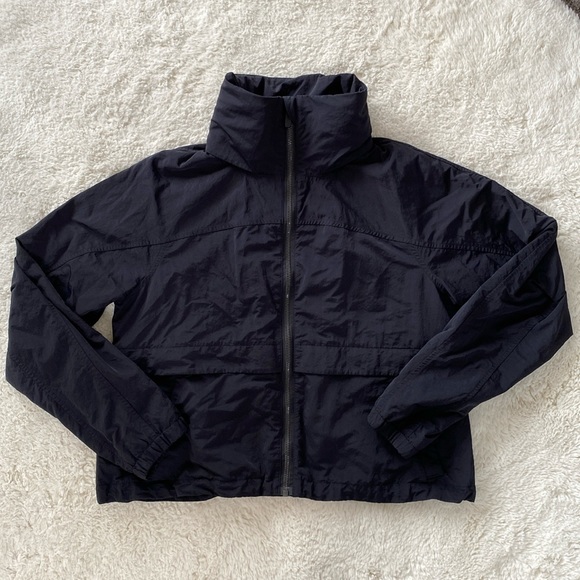 โค๏ธ Lululemon Always Effortless Jacket Size 6 Black - Picture 1 of 16